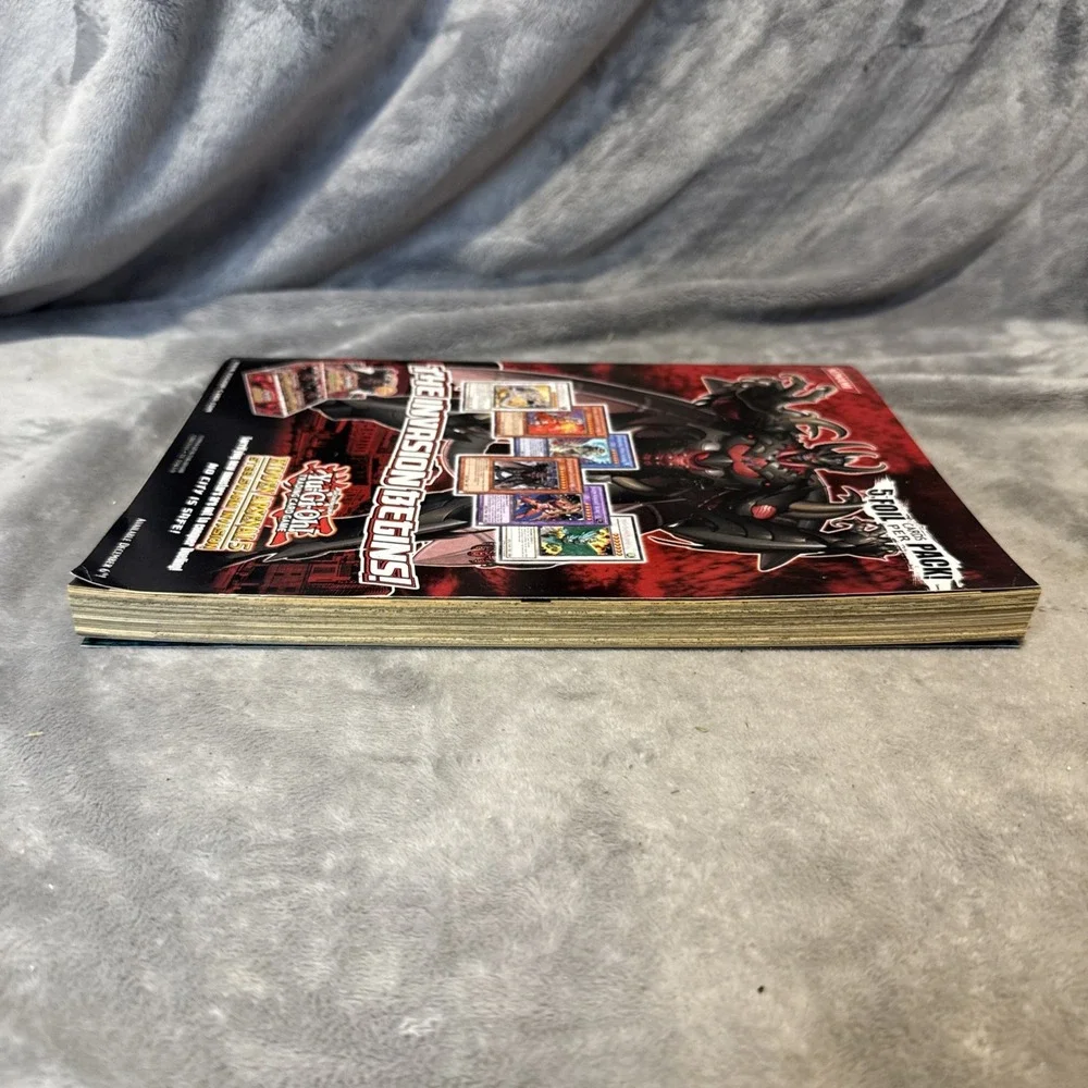 Shonen Jump Manga Jan 2012 Vol. 01 Magazine Anime Comic Book W Card Attached